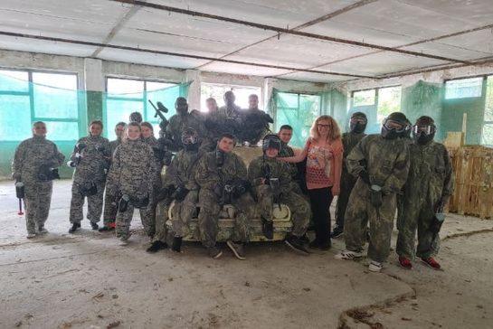 A 8.a s a paintball