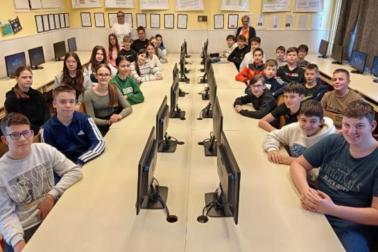 Digit�lis siker l�p�sr�l l�p�sre – �jabb ICDL sikerek iskol�nkban