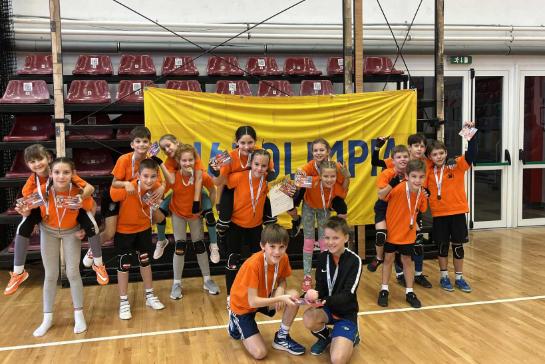 Aranyrem a Jtkos sportverseny vrosi dntjn