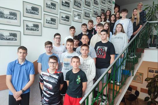 Starttal startolnak a nyolcadikosok